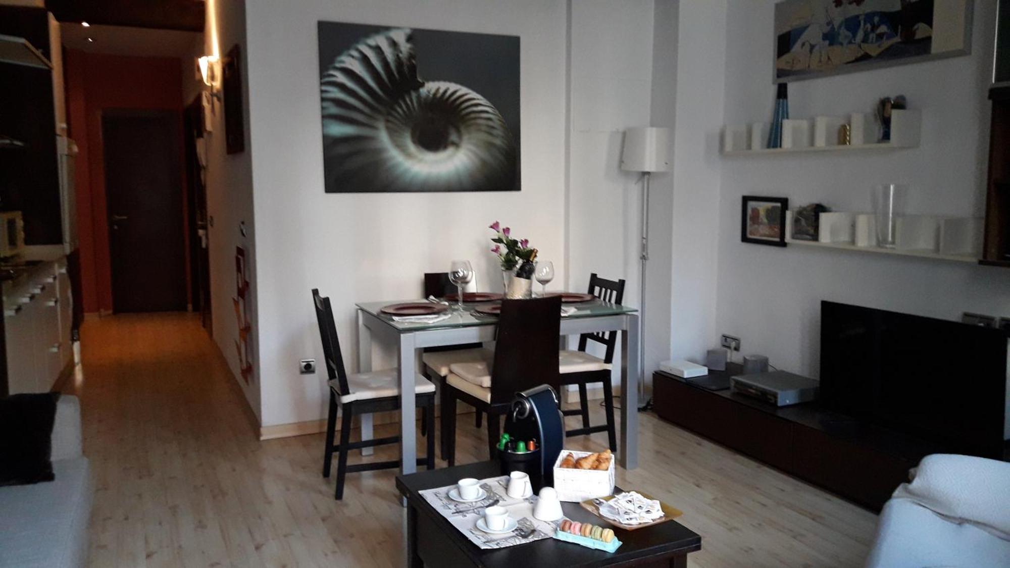 Apartamentos Centricos Barrio Del Carmen Valencia Luaran gambar